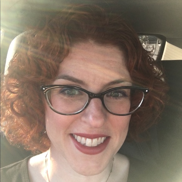 Meet your Posher, Michele - Picture 1 of 1